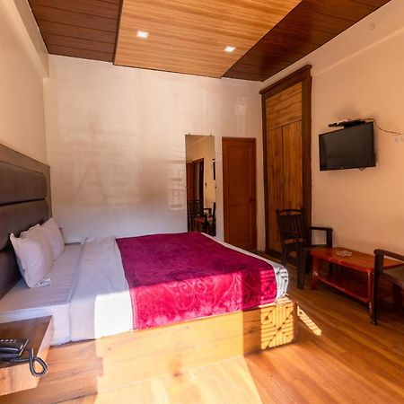 Hotel Woodland Nainital Kültér fotó