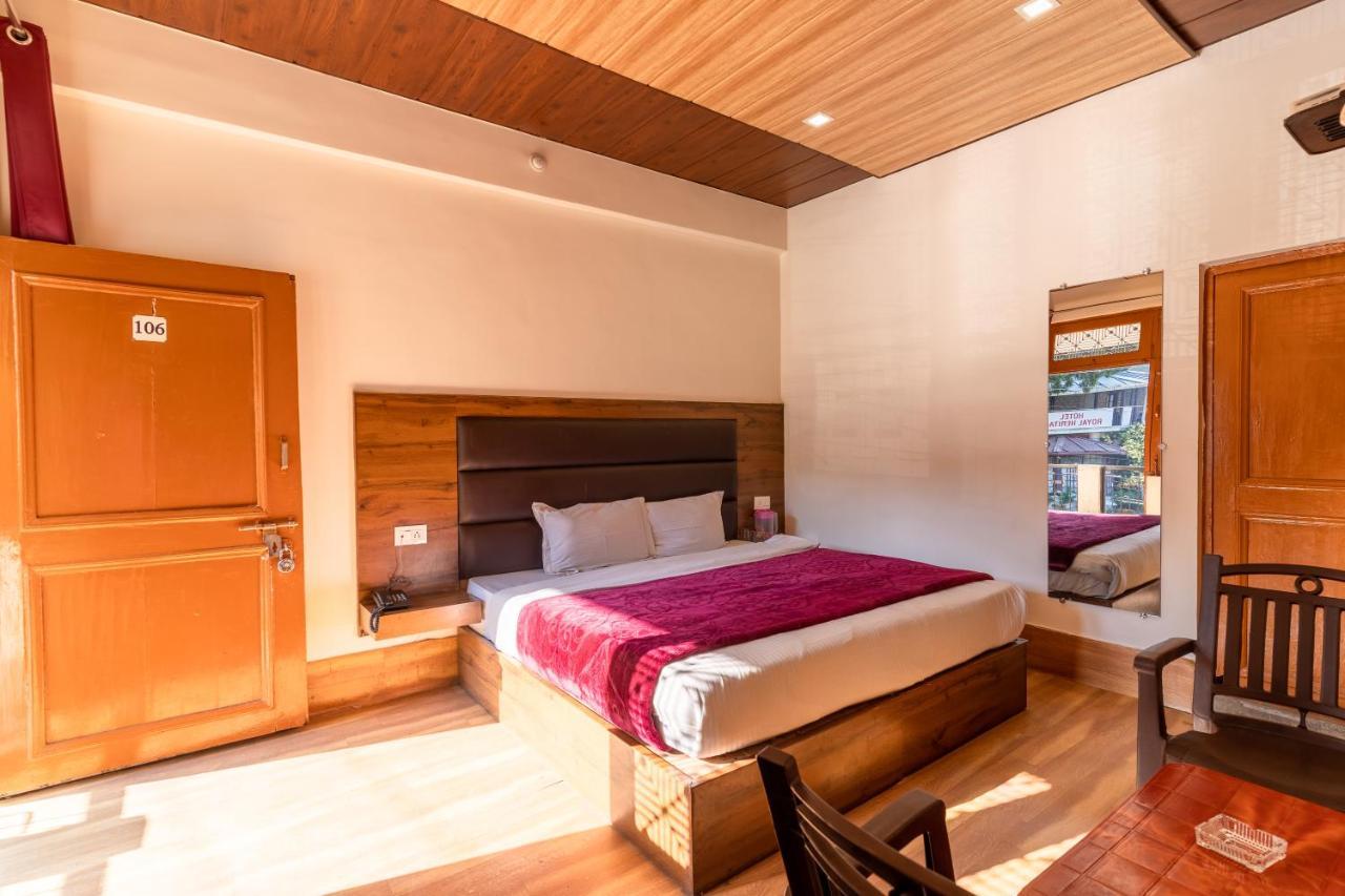 Hotel Woodland Nainital Kültér fotó