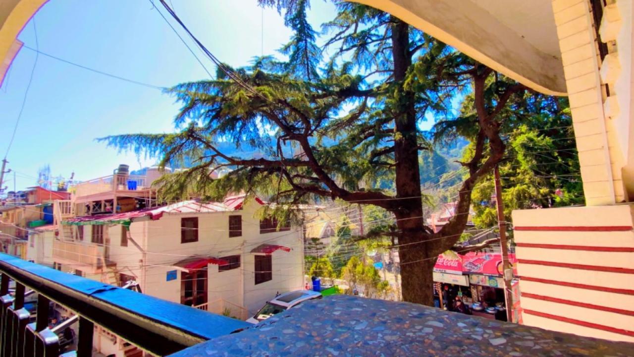 Hotel Woodland Nainital Kültér fotó